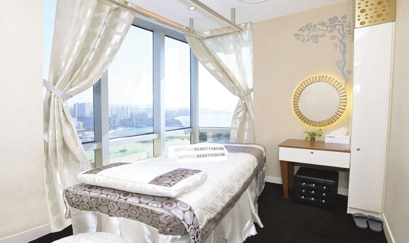 Facial Treatment Spa Room With City View